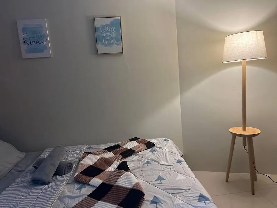 Shell Suite Infront Mall Of Asia W/ Netflix Wifi Manila 0*,