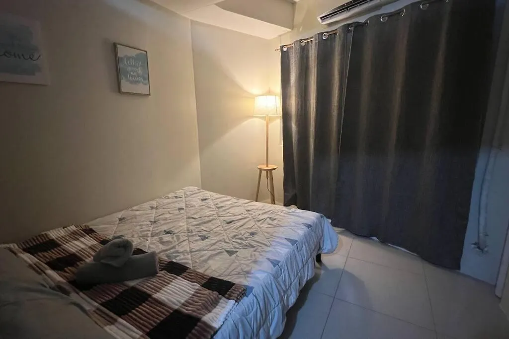 Shell Suite Infront Mall Of Asia W/ Netflix Wifi Manila Philippines